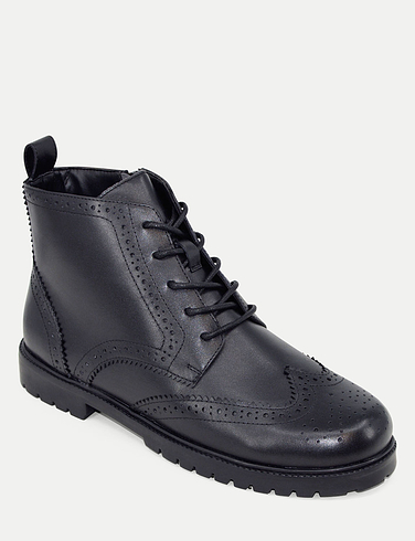 Pegasus Leather Wide G Fit Fleece Lined Brogue with Zip - MJ028